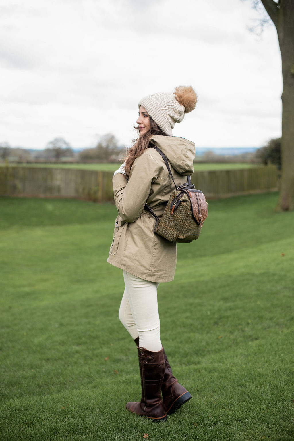 Bobble Hat - Cream cashmere mix yarn, fully fleece lined